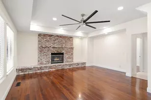 1331 Manzano Way, Sacramento, CA 95831 - Photo 22