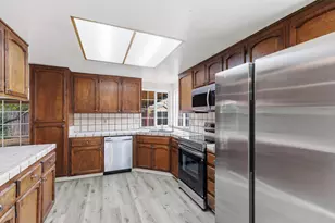 1124 Speer Dr, Modesto, CA 95358 - Photo 8