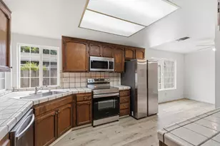 1124 Speer Dr, Modesto, CA 95358 - Photo 10