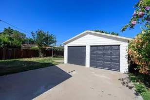 825 Wheatley Ave, Modesto, CA 95351 - Photo 2