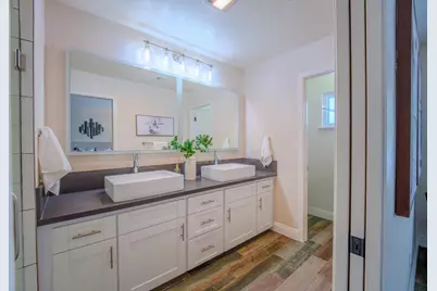 591 Rivergate Way, Sacramento, CA 95831 - Photo 22