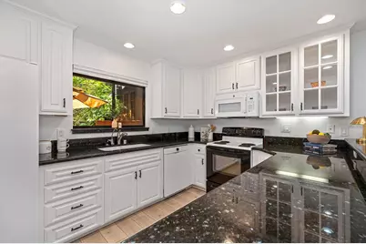 44710 Garden Ct, El Macero, CA 95618 - Photo 8