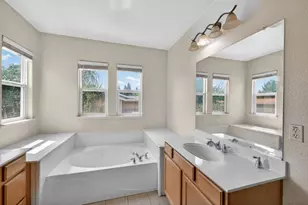 1886 Mammoth Way, Sacramento, CA 95834 - Photo 54