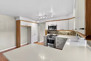 36 Southlite Cir, Sacramento, CA 95831 - Photo 16