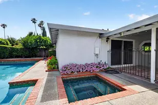 36 Southlite Cir, Sacramento, CA 95831 - Photo 42