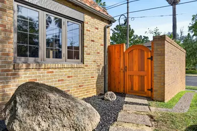 945 44th Street, Sacramento, CA 95819 - Photo 8