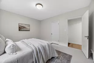 945 44th St, Sacramento, CA 95819 - Photo 74