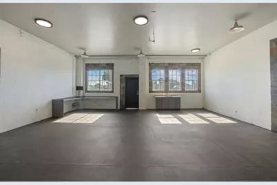 9040 E Highway 12, Victor, CA 95253 - Photo 32