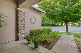 47 Camrosa Pl, Sacramento, CA 95835 - Photo 2