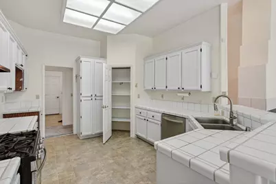 1020 Portola Valley Road, Yuba City, CA 95993 - Photo 32