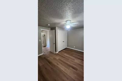 301 Braden Avenue, Hanford, CA 93230 - Photo 4