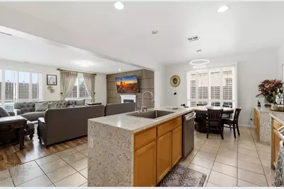 2542 Tennis Ln, Tracy, CA 95377 - Photo 12