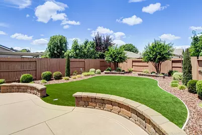 7425 Foxburgh Ct, Elk Grove, CA 95757 - Photo 34