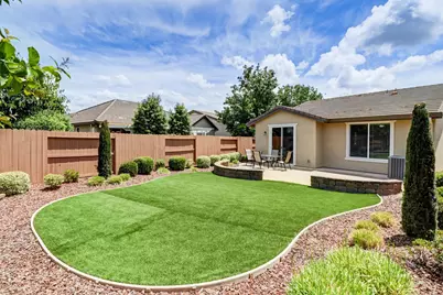 7425 Foxburgh Ct, Elk Grove, CA 95757 - Photo 38