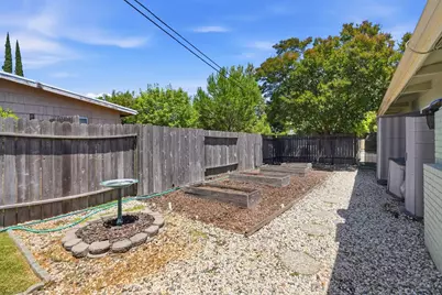 3701 Chamberlain Way, Carmichael, CA 95608 - Photo 30
