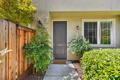 3030 Sierra View Cir #2, Lincoln, CA 95648 - Photo 4