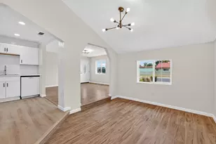 5637 44th St, Sacramento, CA 95824 - Photo 14