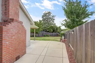 4324 Constance Ln, Sacramento, CA 95822 - Photo 32