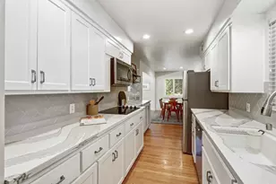 4324 Constance Ln, Sacramento, CA 95822 - Photo 16
