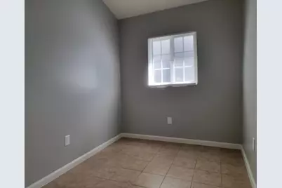 7206 Willowwest Court, Sacramento, CA 95828 - Photo 6
