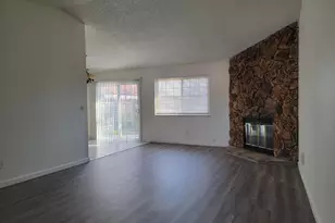 7839 Edenwood Ct, Sacramento, CA 95828 - Photo 4