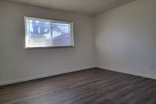 7839 Edenwood Ct, Sacramento, CA 95828 - Photo 10