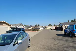 7839 Edenwood Ct, Sacramento, CA 95828 - Photo 20