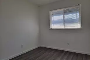 7839 Edenwood Ct, Sacramento, CA 95828 - Photo 12