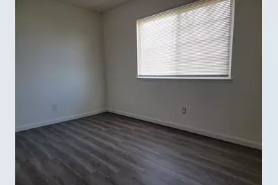 7839 Edenwood Court, Sacramento, CA 95828 - Photo 12