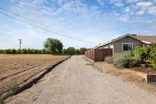 30112 Hall Rd, Escalon, CA 95320 - Photo 44