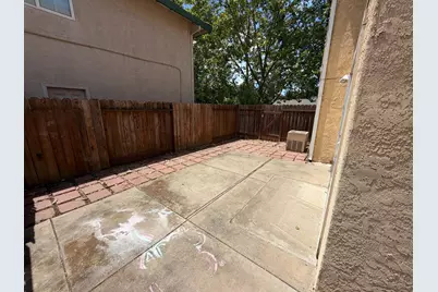 8799 Mohamed Circle, Elk Grove, CA 95624 - Photo 18