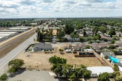 720 N 2nd Street, Patterson, CA 95363 - Photo 12