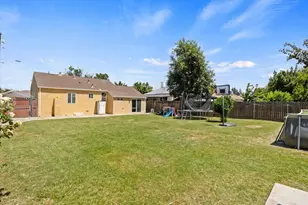 916 Jewell Ave, Yuba City, CA 95991 - Photo 32