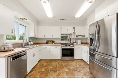 13748 Marin Place, Grass Valley, CA 95949 - Photo 8