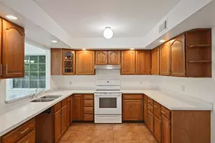 174 Hemlock Dr, Lodi, CA 95240 - Photo 6