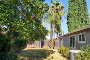 10048 Biscanewoods Way, Sacramento, CA 95827 - Photo 2