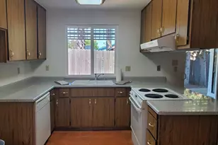 10048 Biscanewoods Way, Sacramento, CA 95827 - Photo 14