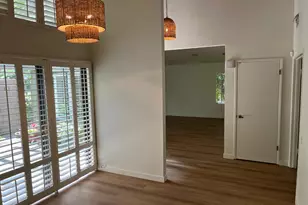 301 Dunbarton Way, Sacramento, CA 95825 - Photo 8
