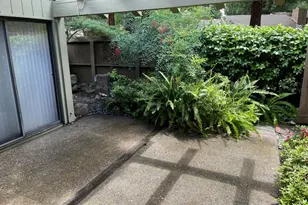 301 Dunbarton Way, Sacramento, CA 95825 - Photo 2