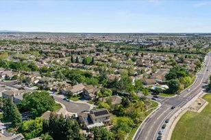 6905 Arianna Ct, Elk Grove, CA 95757 - Photo 80