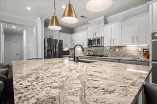 6905 Arianna Ct, Elk Grove, CA 95757 - Photo 12