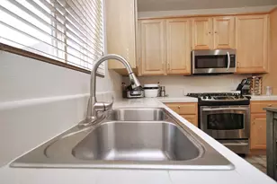 200 Dragonfly Cir, Sacramento, CA 95834 - Photo 14