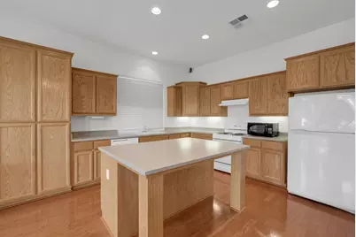 534 Rodeo Grounds Way, Newman, CA 95360 - Photo 4