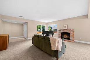251 Azores Ct, Bay Point, CA 94565 - Photo 8