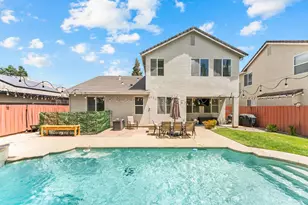 4716 Brabant Way, Elk Grove, CA 95757 - Photo 8
