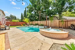 4716 Brabant Way, Elk Grove, CA 95757 - Photo 14