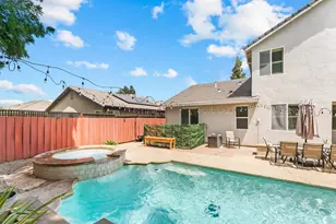 4716 Brabant Way, Elk Grove, CA 95757 - Photo 6