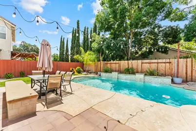 4716 Brabant Way, Elk Grove, CA 95757 - Photo 16