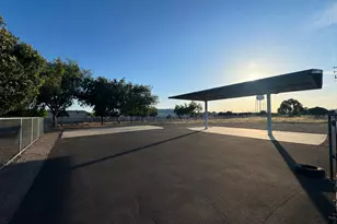 466 Moffat Blvd, Manteca, CA 95336 - Photo 1