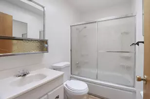 4981 71st St, Sacramento, CA 95820 - Photo 32